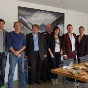 Von rechts nach links: Wolfgang Treis (Oberbürgermeister), Stephan Marzi (Geschäftsführer MIG Medien & Technologie GmbH).